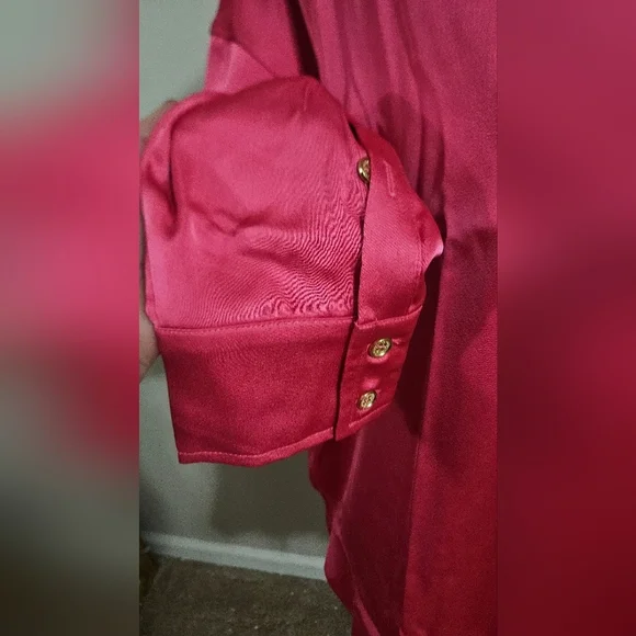 ENTRO Satin Long Sleeve Relaxed Fit Button Up Blouse In Hot Pink. Size Med NWT - Picture 13 of 16